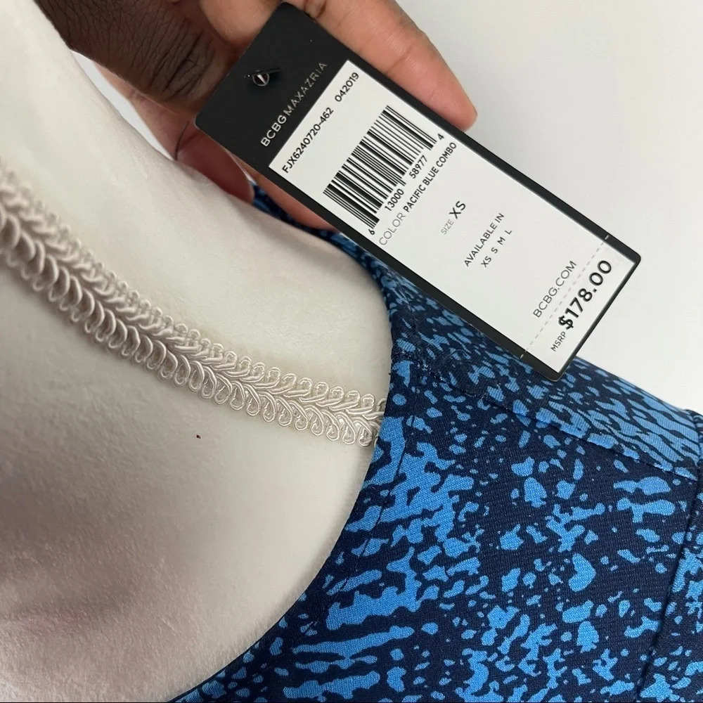 BCBG MAXAZRIA | Pacific Blue Combo Shift Dress - Picture 7 of 8